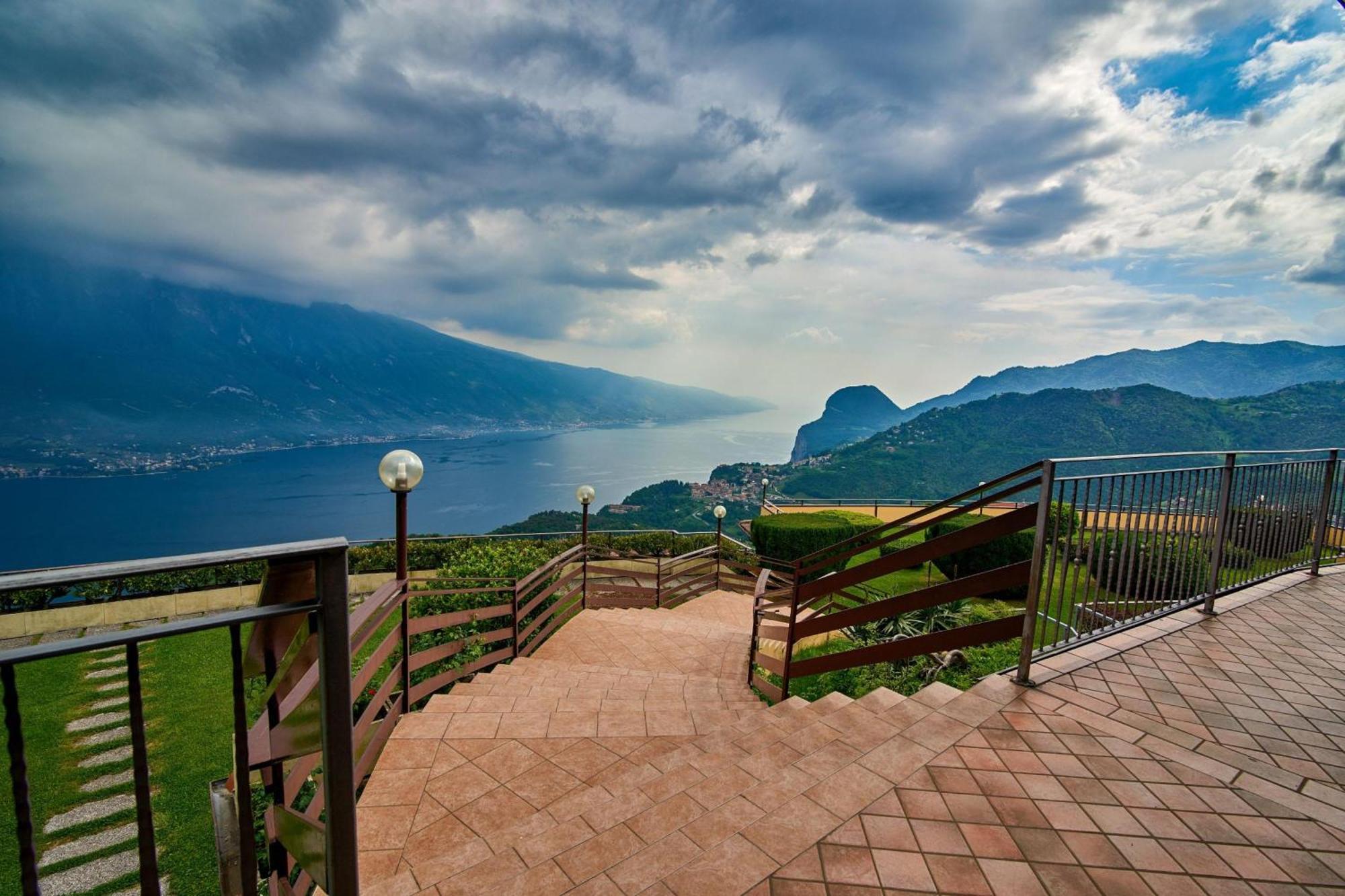 Balcone Panoramico Sul Garda - Happy Rentals Tremosine Buitenkant foto